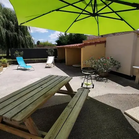La Mirabella, Studio Avec Sauna Mirebeau-sur-Beze Exterior photo